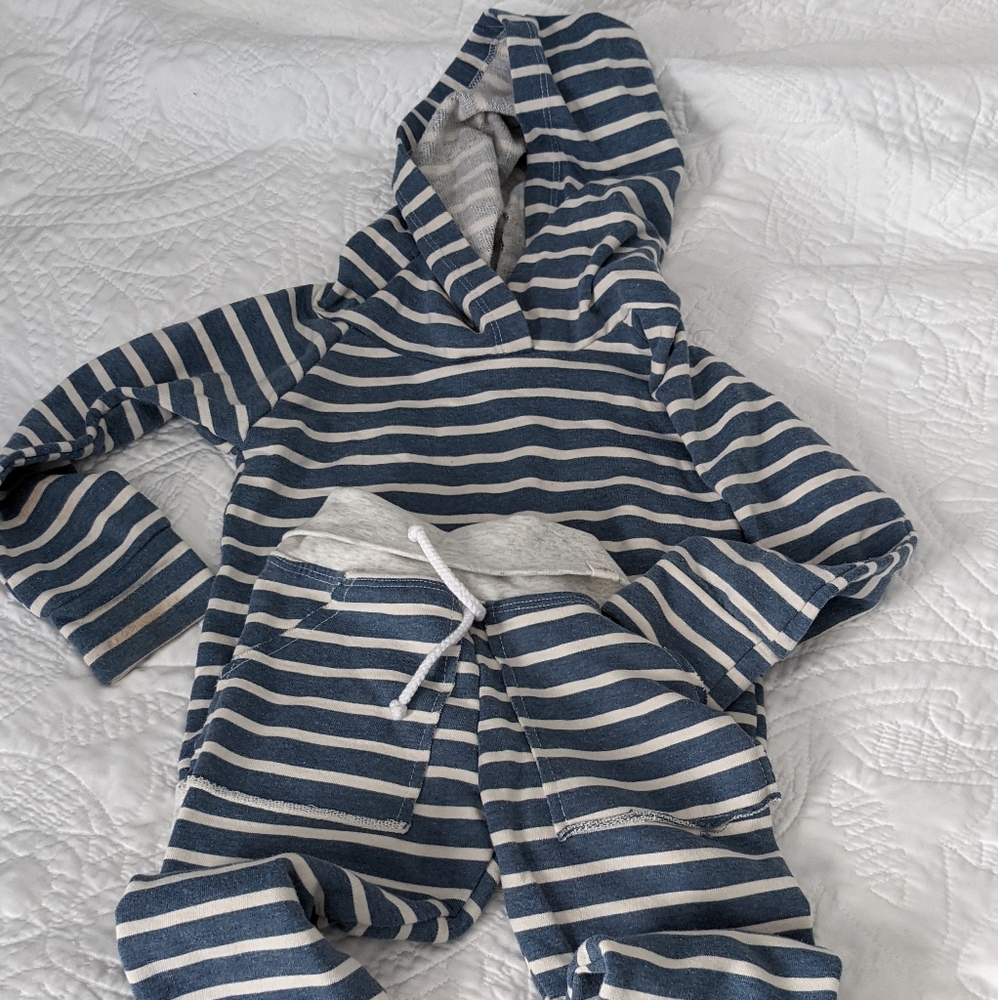 Lulu and Roo blue and white striped hoodie and joggers set